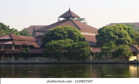 101 Universitas islam indonesia Images, Stock Photos & Vectors ...