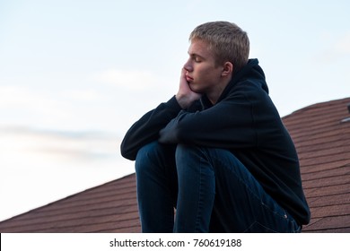 48 Curling Roof Shingles Images, Stock Photos & Vectors | Shutterstock