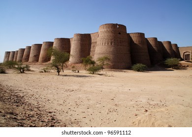 Derawar Fort