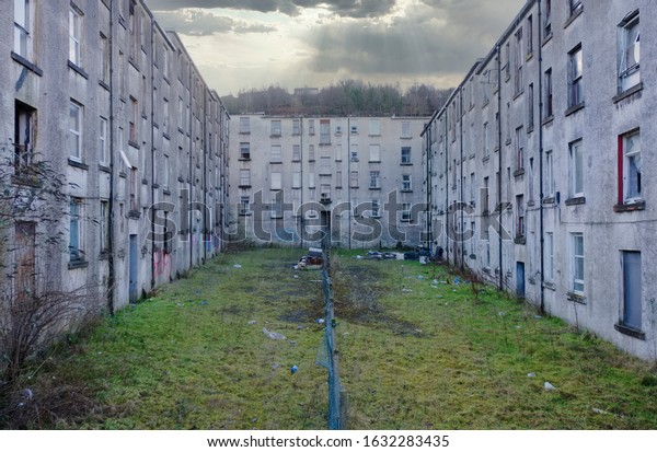 Derelict council house in poor\
housing  estate slum with many social welfare issues in London\
uk