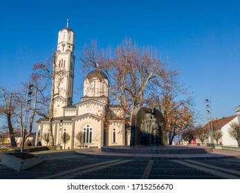 Derventa / Bosnia And Herzegovina - January 15, 2020: Central Memorial To Soldiers Of Republika Srpska Army In Front Of Church Of The Assumption Of The Blessed Virgin Mary On Orthodoxy Square. - Image