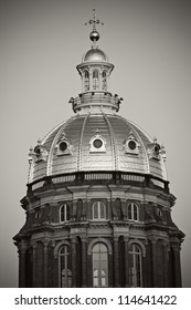 Des Moines, Iowa - Entrance To State Capitol Building