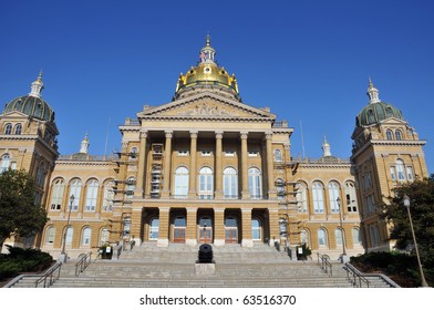 Des Moines Iowa State Capitol Building