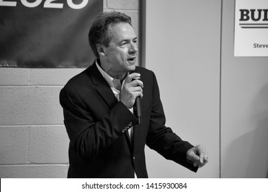 Des Moines, Iowa USA. May 16, 2019.
Presidential Candidate Steve Bullock (D – Montana) Makes A Speech At A Campaign Stop At Confluence Brewery In Des Moines, Iowa.
