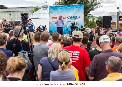 Des Monies, Iowa / USA - August 11, 2019: 2020 Democratic Presidential Candidate Vermont Senator Bernie Sanders Stump At The Iowa State Fair.