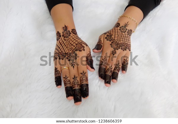 Hena Hena Definition