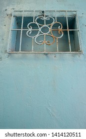 A designed lattice of the window