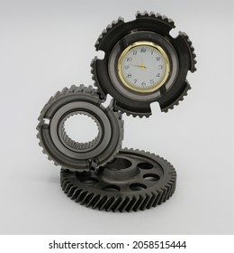 Desk clock handmade from upcycled car parts, steal gears with timepiece in the centre. Table top clock for the office.