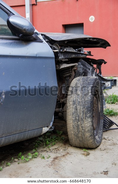 Destroyed car, in the traffic accident,\
destroyed the front of the vehicle.\
Careful!
