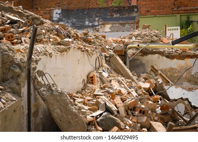 Destruction Old House Rubble Stock Photo 1464029495 | Shutterstock