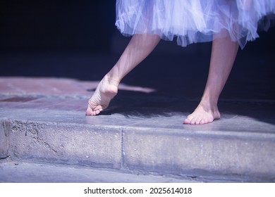 ballerina feet without shoes