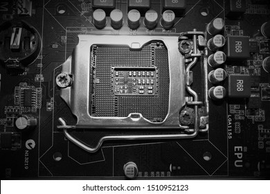 Detail of the components (CPU) of a computer on the motherboard - Image 