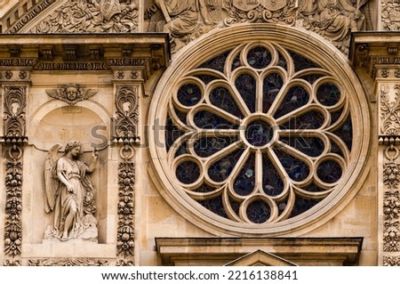 detail of the facade of the Notredame cathedral