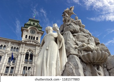 Detail des Springbrunnen auf den vier Kontinenten auf der Piazza Unità d'Italia (Einheit Italiens Platz) in Trieste, Italien