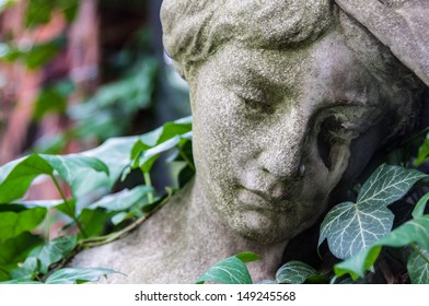 4,299 Mourning angel Images, Stock Photos & Vectors | Shutterstock