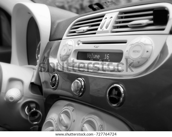Detail photo of a
dashboard: interior
design