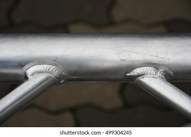 detail welding, metal scaffolding