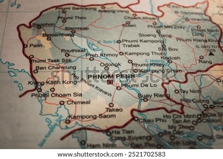 Detailed map of Phnom Penh, Cambodia’s capital, showcasing the Royal Palace, National Museum, and Tonle Sap River