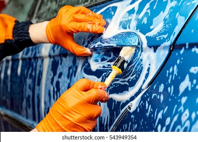 Detailed vehicle cleaning to washing