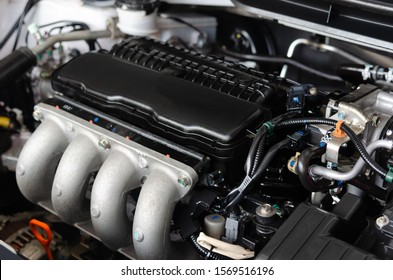 Details New Car Engine Stock Photo 1569516196 | Shutterstock