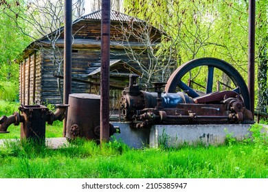Details of old steam threshing machine. Agricultural equipment