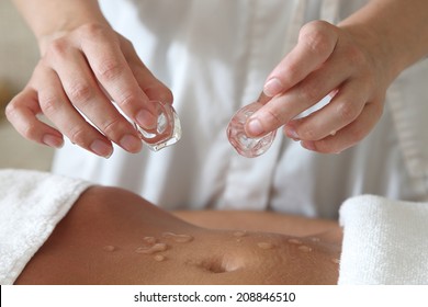 Details Of Spa Procedure With Ice Cubes; Hot And Cold Therapy 