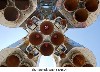 Details Of Space Rocket Engine