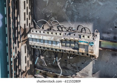 Deteriorate Circuit Breaker 