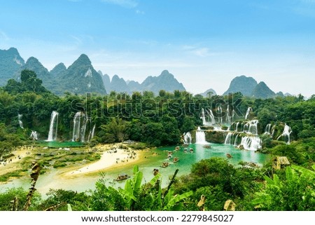 Detian Waterfall in Guangxi, China