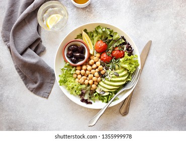 Detox Salad With Chick Pea, Avocado, Grilled Tomatoes And Olives. Healthy Salad Bowl For Super Food, Clean Eating, Plant Based Diet Concepts.