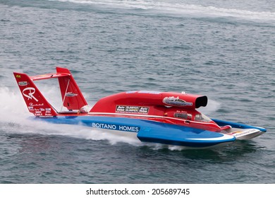 DETROIT - JULY 12: Mike Webster In The U-22 Hydroplane At The APBA Gold Cup July 12, 2014 On The Detroit River In Detroit, Michigan.