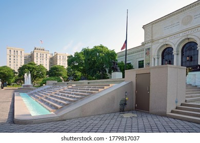  Detroit, Michigan - July 2020: View Of The Institute Of Arts                              