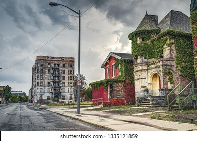 Detroit, Michigan, United States - March 09 2018 : View Of Temple Street With Temple Hotel In Brush Park And Midtown In Detroit In Michigan, USA. Detroit Is The Largest And Most Populous City In The U