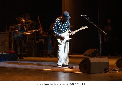 Detroit, Michigan -USA- May 19, 2022:  Buddy Guy Performing Live At The Music Center For Performing Arts With Guest Tom Hambridge