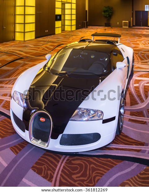 DETROIT, MI/USA -\
JANUARY 10, 2016: A 2016 Bugatti Veyron at The Gallery, an event\
sponsored by the North American International Auto Show (NAIAS) and\
the MGM Grand Detroit.