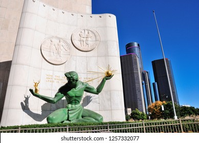 Detroit, USA - October 15, 2018 - The Spirit Of Detroit Monument Located At The Coleman A. Young Municipal Center On Woodward Avenue In Detroit, Michigan. 