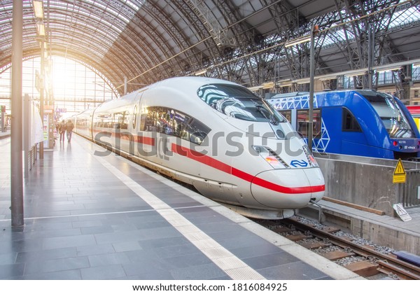 Deutsche\
Bahn ICE 3 train stopping at platform Hauptbahnhof Central Station.\
Germany, Frankfurt am Main. 14 December\
2019