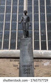 Deventer, The Netherlands, 04-28-2013: Monument In Honor Of The Dutch Resistance During World War II
