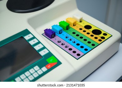 Device For Measuring The Coagulation Properties Of Blood