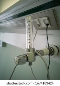 Device For Medical Gases: Flowmeter  In A Hospital Room.