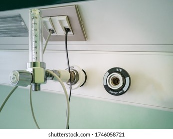 Device For Medical Gases: Flowmeter  In A Hospital Room.