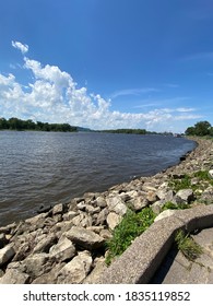 Devils Lake State Park Hiking Trail