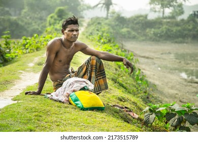 Dhaka - Bangladesh - 2022: Daily lifestyle photos of homeless people in Bangladesh 