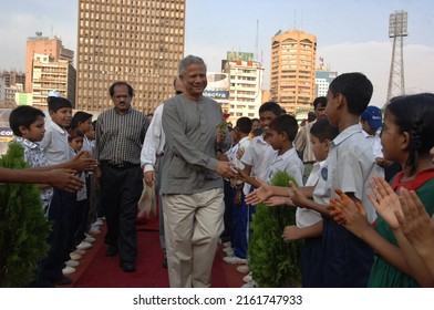 Dhaka, Bangladesh - May 27, 2007: Dr. Muhammad Yunus Was Awarded The Nobel Peace Prize For Founding The Grameen Bank And Pioneering The Concepts Of Micro Credit And Microfinance.