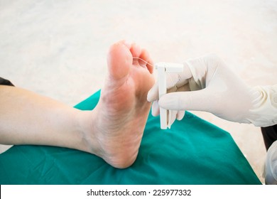 Diabetic Foot , Neuropathy