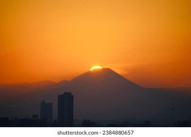 Diamond Fuji sunset above Mt. fuji