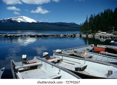 Diamond Lake And Mt.Hood, Oregon