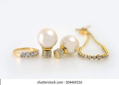 Diamond And Pearl Jewelry