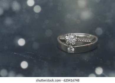 Diamond wedding ring