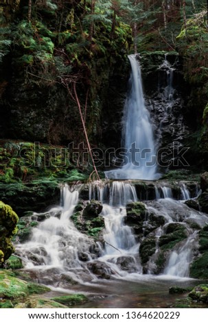 Dickson Falls Waterfall